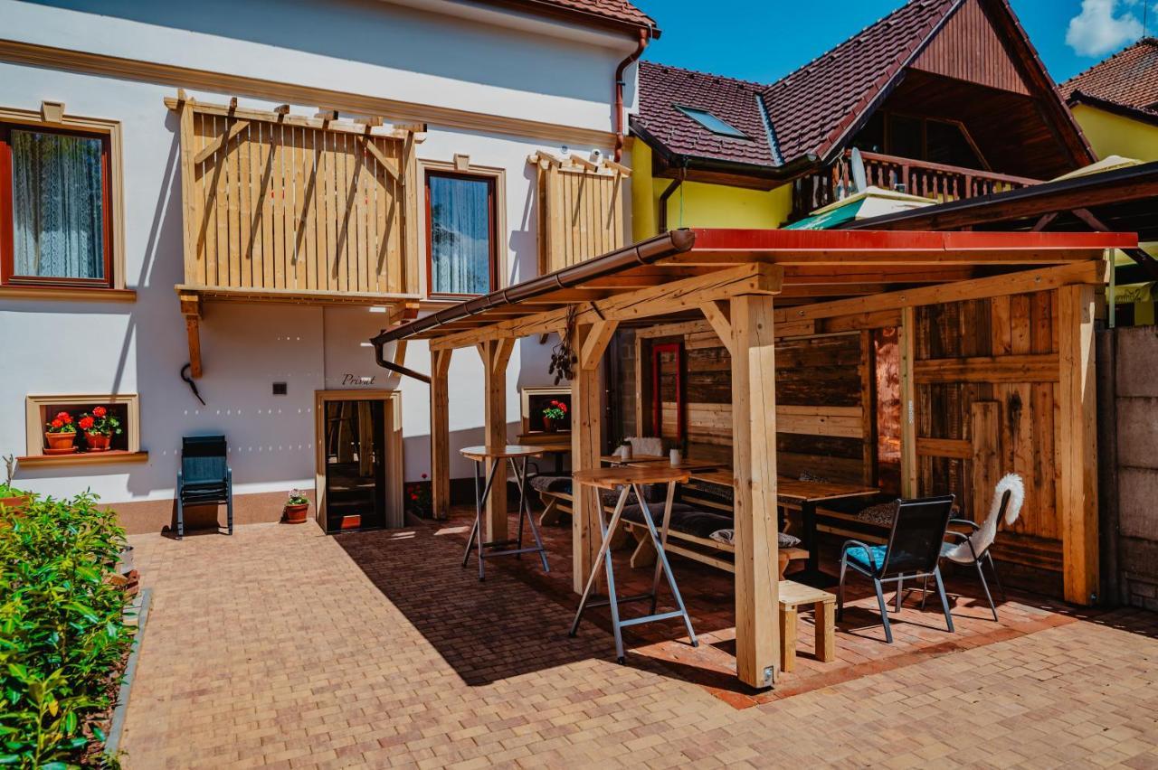 Penzion Lederer Dolní Dunajovice Εξωτερικό φωτογραφία